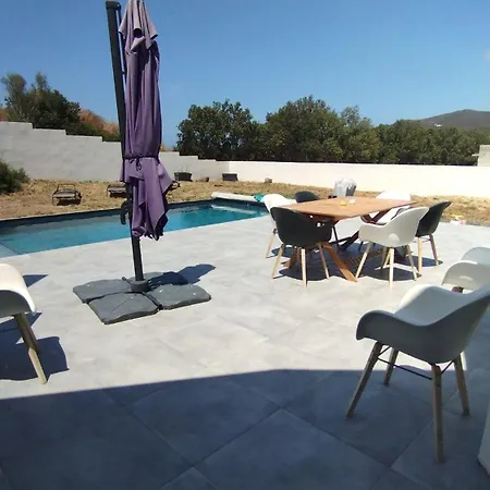 Isula Contemporaine * Palasca (Corsica)