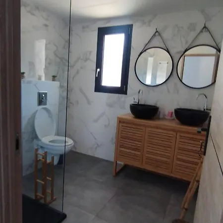 别墅 Isula Contemporaine Palasca (Corsica)