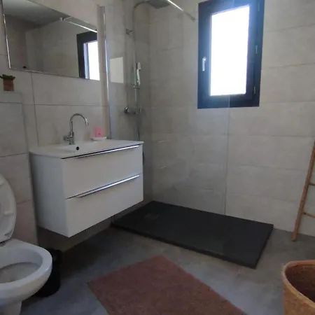 Isula Contemporaine *