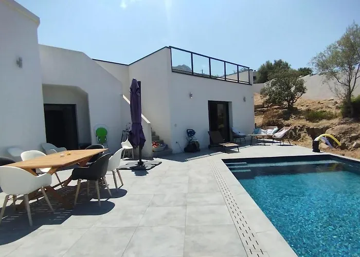 Isula Contemporaine Palasca (Corsica)