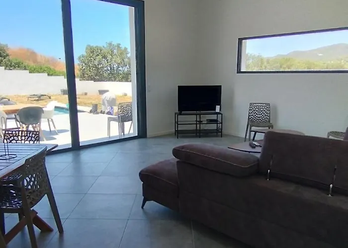 Isula Contemporaine Villa Palasca (Corsica)