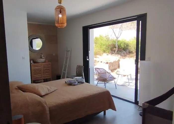 Isula Contemporaine Palasca (Corsica)
