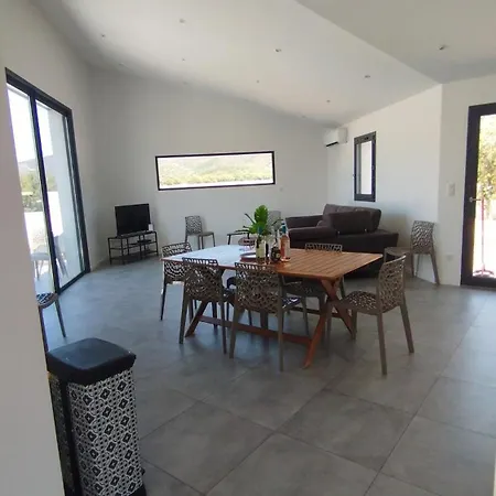 Isula Contemporaine * Palasca (Corsica)