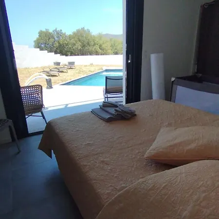 Isula Contemporaine Palasca (Corsica)