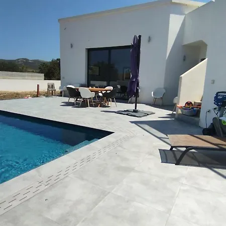 Villa Isula Contemporaine