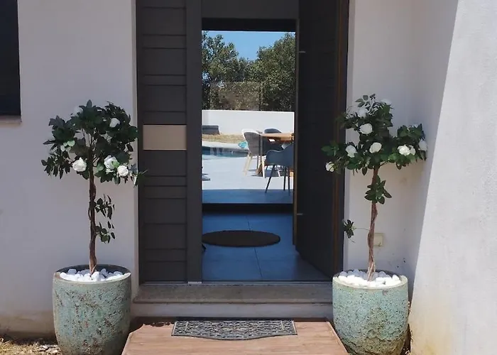 Isula Contemporaine Palasca (Corsica)